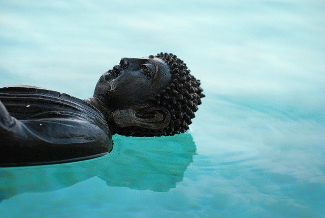Cuál es la postura correcta para practicar meditación
